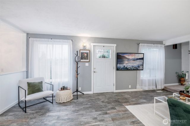 728 15th Street NW, Puyallup, WA 98371