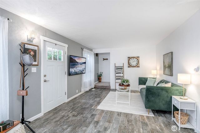 728 15th Street NW, Puyallup, WA 98371