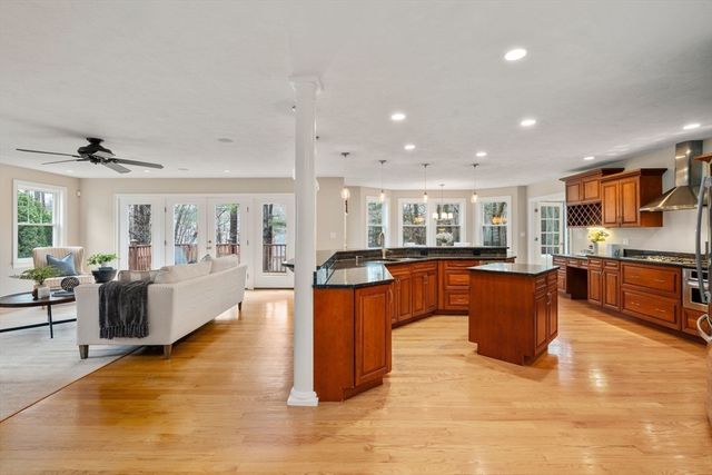 16 Castle Road, Wayland, MA 01778