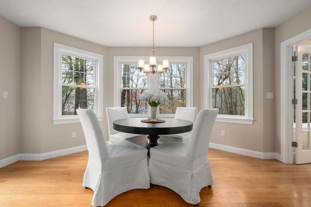 16 Castle Road, Wayland, MA 01778