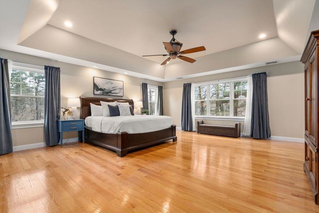 16 Castle Road, Wayland, MA 01778