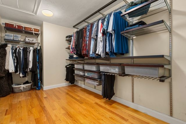 16 Castle Road, Wayland, MA 01778