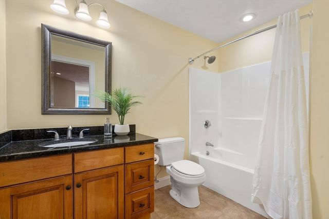 16 Castle Road, Wayland, MA 01778