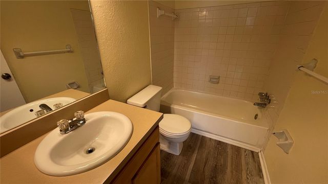 5400 26TH STREET W M222, Bradenton, FL 34207