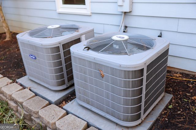 1364 BYWOOD Court, Suwanee, GA 30024