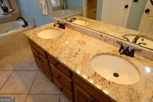 1364 BYWOOD Court, Suwanee, GA 30024