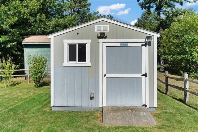 4 Cheryl Lane, Coventry, RI 02816