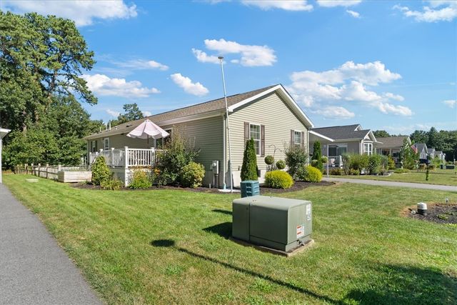 4 Cheryl Lane, Coventry, RI 02816