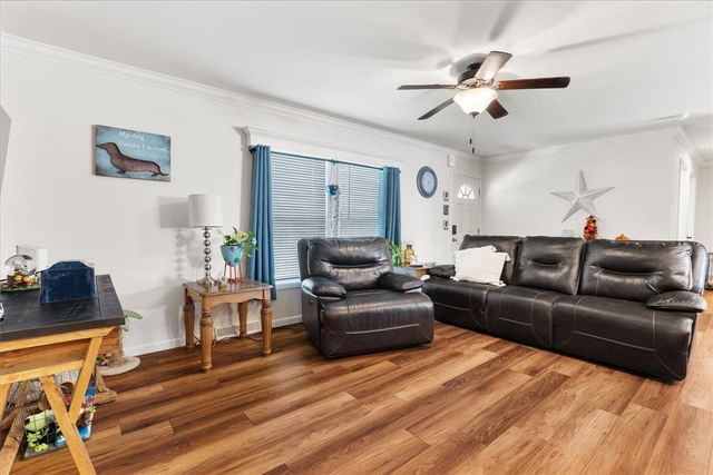 4 Cheryl Lane, Coventry, RI 02816