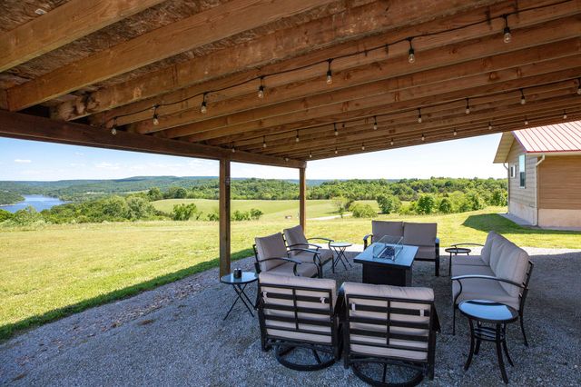 964 County Road 663, Oak Grove, AR 72660