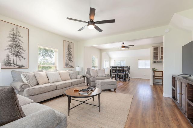 964 County Road 663, Oak Grove, AR 72660