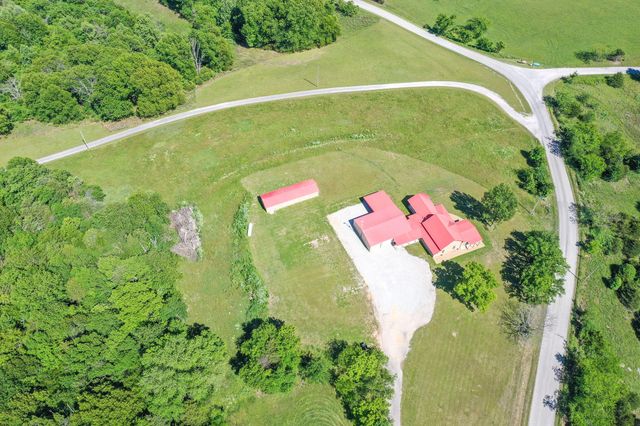 964 County Road 663, Oak Grove, AR 72660