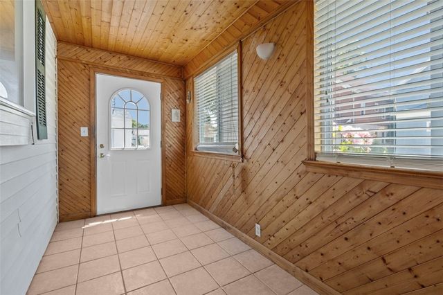 121 Samuel Avenue, Pawtucket, RI 02860