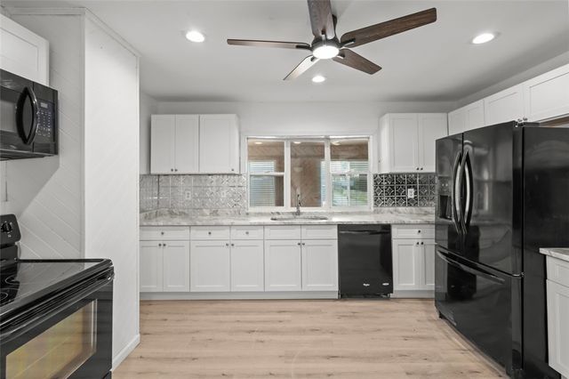 121 Samuel Avenue, Pawtucket, RI 02860