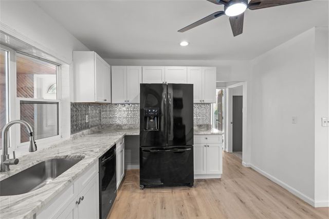 121 Samuel Avenue, Pawtucket, RI 02860