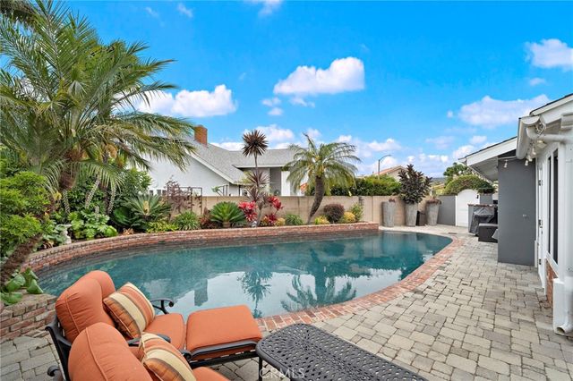 9532 Smokey, Huntington Beach, CA 92646