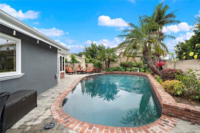 9532 Smokey, Huntington Beach, CA 92646