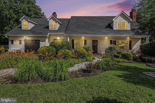 6493 BALLS MILL RD, Midland, VA 22728
