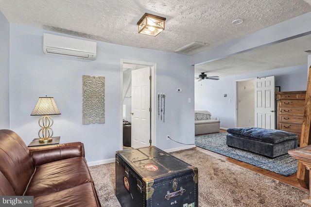 6493 BALLS MILL RD, Midland, VA 22728