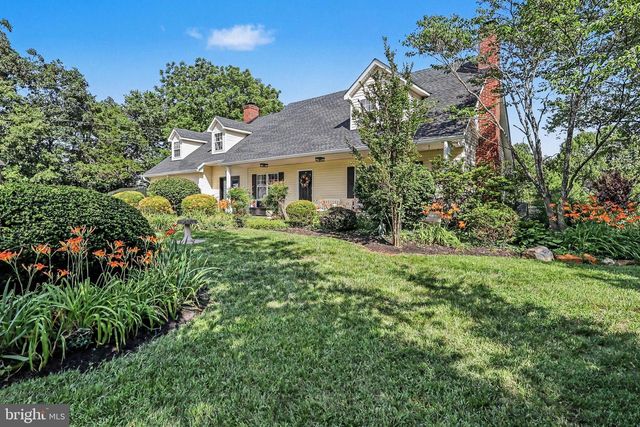 6493 BALLS MILL RD, Midland, VA 22728