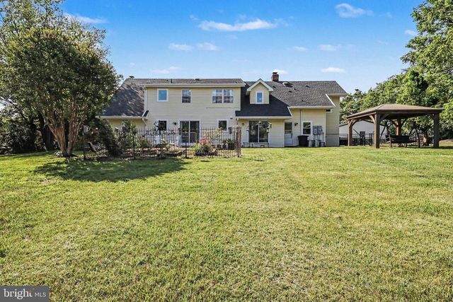 6493 BALLS MILL RD, Midland, VA 22728