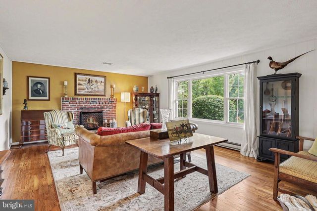 6493 BALLS MILL RD, Midland, VA 22728