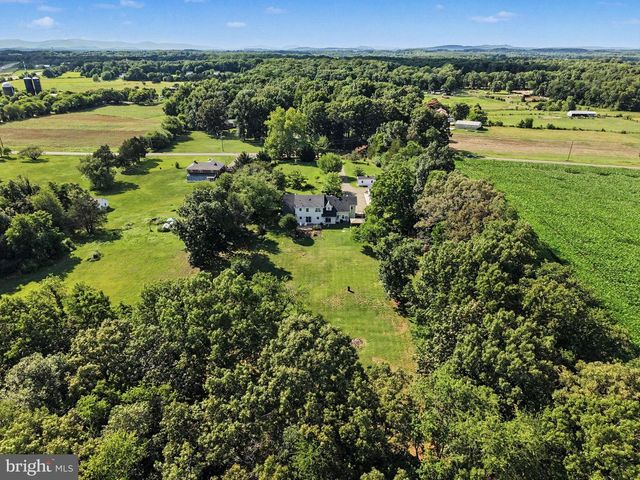 6493 BALLS MILL RD, Midland, VA 22728