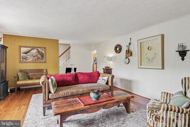 6493 BALLS MILL RD, Midland, VA 22728