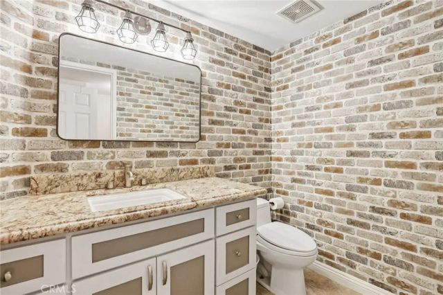 1215 Holt, Placentia, CA 92870