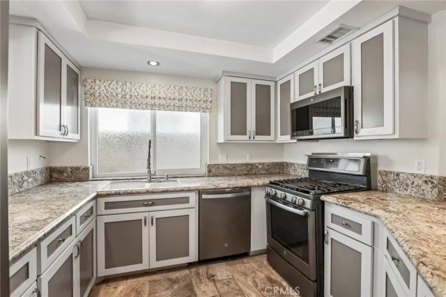 1215 Holt, Placentia, CA 92870