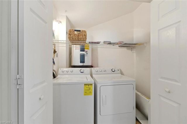 6808 Satinleaf RD S 202, Naples, FL 34109