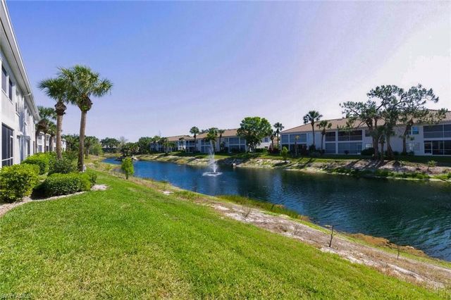 6808 Satinleaf RD S 202, Naples, FL 34109