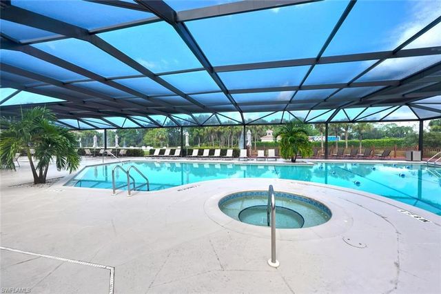 6808 Satinleaf RD S 202, Naples, FL 34109