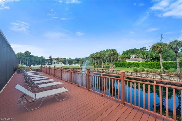6808 Satinleaf RD S 202, Naples, FL 34109