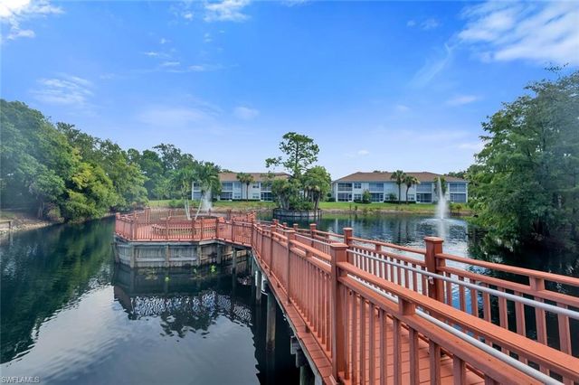6808 Satinleaf RD S 202, Naples, FL 34109