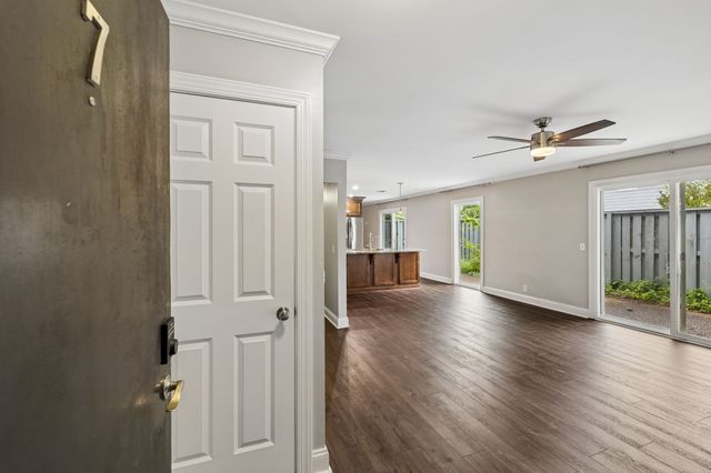 1900 Richard Jones Rd Apt V7, Nashville, TN 37215