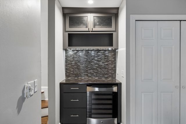 1900 Richard Jones Rd Apt V7, Nashville, TN 37215
