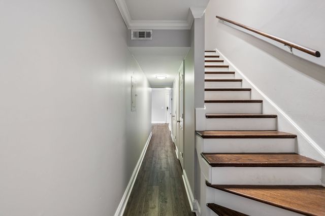 1900 Richard Jones Rd Apt V7, Nashville, TN 37215