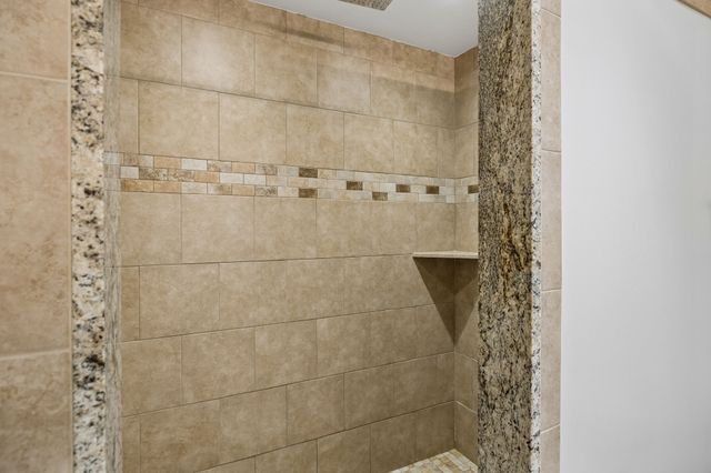 1900 Richard Jones Rd Apt V7, Nashville, TN 37215
