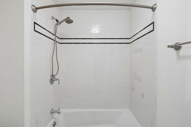 1900 Richard Jones Rd Apt V7, Nashville, TN 37215