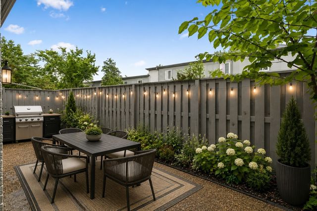1900 Richard Jones Rd Apt V7, Nashville, TN 37215
