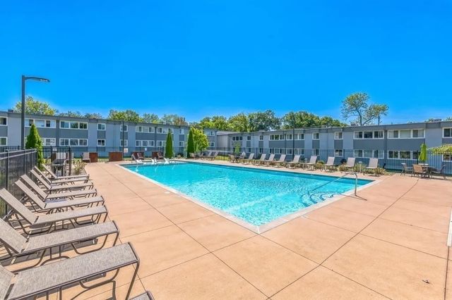 1900 Richard Jones Rd Apt V7, Nashville, TN 37215