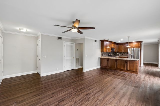 1900 Richard Jones Rd Apt V7, Nashville, TN 37215
