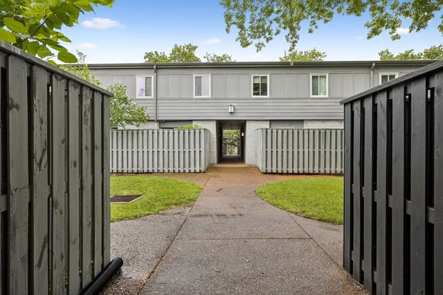 1900 Richard Jones Rd Apt V7, Nashville, TN 37215