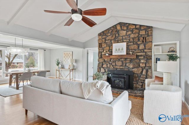 3824 Meadow Wood Circle, Guntersville, AL 35976