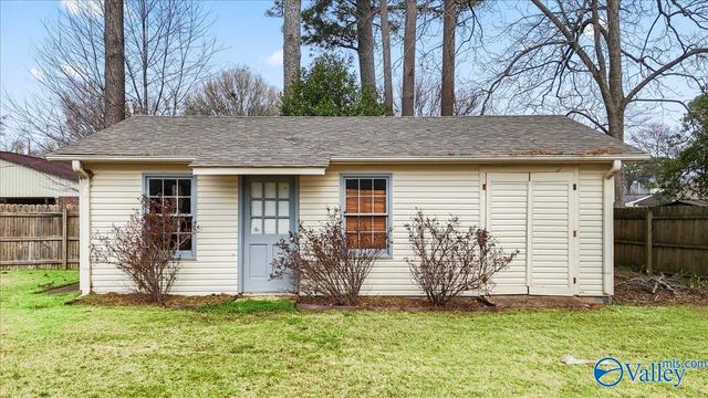 3824 Meadow Wood Circle, Guntersville, AL 35976