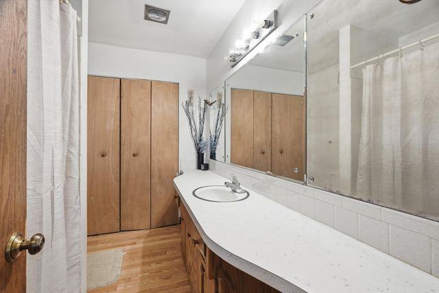 1563 Clarence Street, Saint Paul, MN 55106