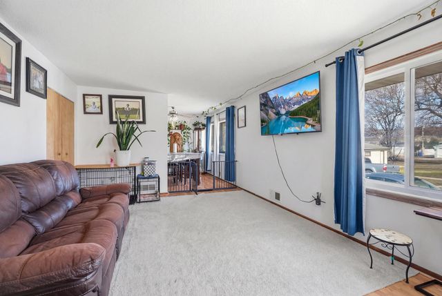 1563 Clarence Street, Saint Paul, MN 55106