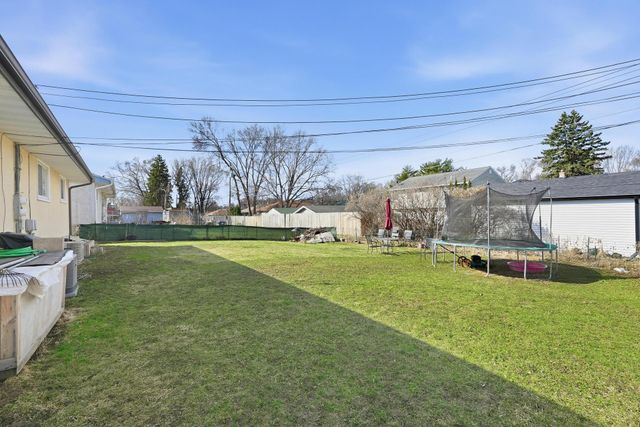 1563 Clarence Street, Saint Paul, MN 55106