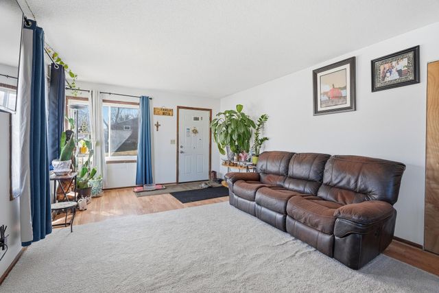 1563 Clarence Street, Saint Paul, MN 55106